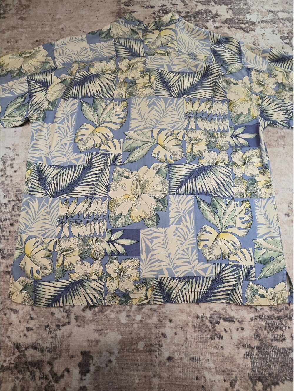 Tommy Baham silk button down - Picture 2 of 6